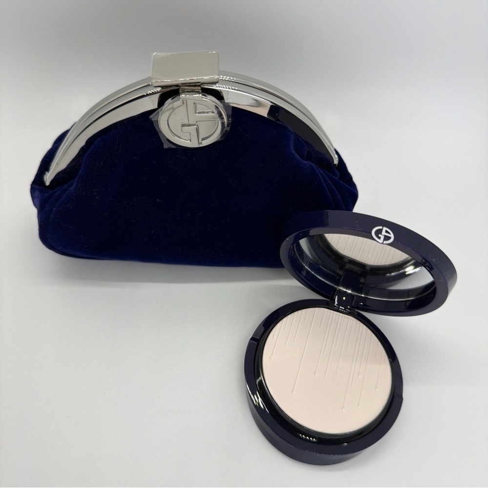 Giorgio Armani Compact Midnight Glow Mink Eye Shadow Trio And Blue Bag Clutch